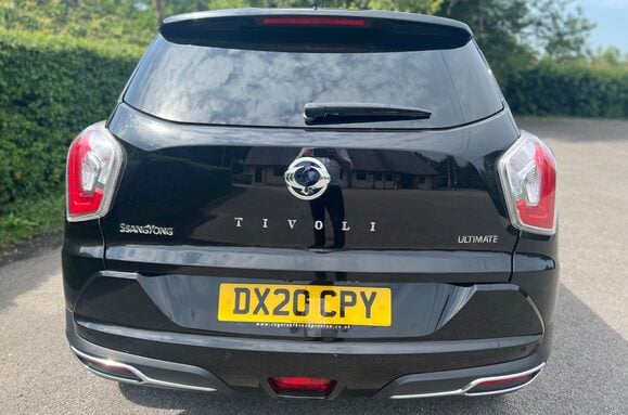 SsangYong Tivoli 1.6 ULTIMATE 8