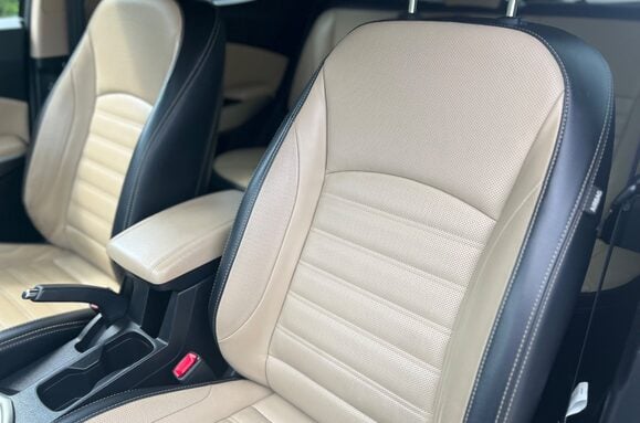 SsangYong Tivoli 1.6 ULTIMATE 23