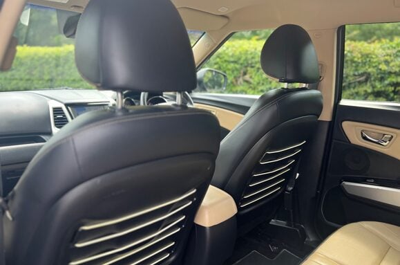 SsangYong Tivoli 1.6 ULTIMATE 27
