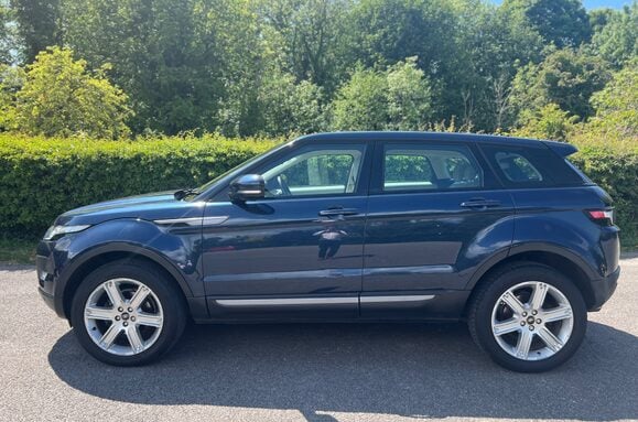 Land Rover Range Rover Evoque 2.2 SD4 PURE TECH AUTO 11