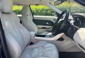 Land Rover Range Rover Evoque 2.2 SD4 PURE TECH AUTO 16