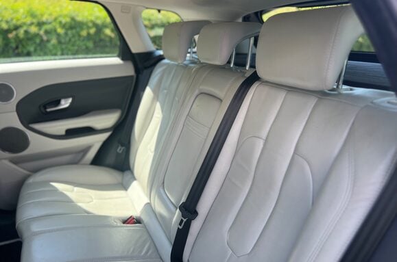 Land Rover Range Rover Evoque 2.2 SD4 PURE TECH AUTO 29