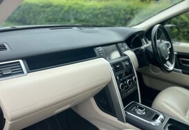 Land Rover Discovery Sport 2.2 SD4 HSE LUXURY AUTOMATIC 26