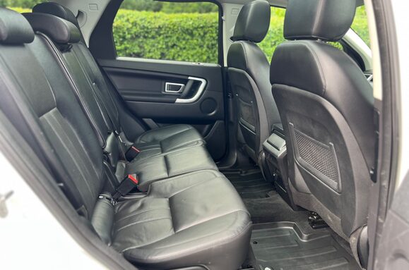 Land Rover Discovery Sport 2.2 SD4 HSE BLACK PACK AUTOMATIC 21