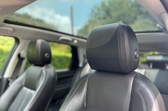 Land Rover Discovery Sport 2.2 SD4 HSE BLACK PACK AUTOMATIC 25