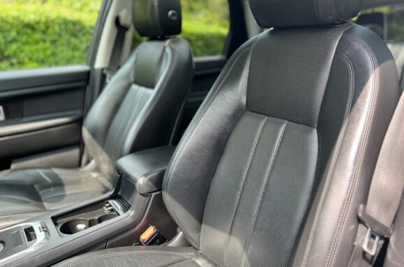 Land Rover Discovery Sport 2.2 SD4 HSE BLACK PACK AUTOMATIC 26