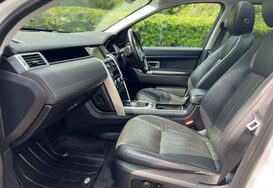 Land Rover Discovery Sport 2.2 SD4 HSE BLACK PACK AUTOMATIC 27