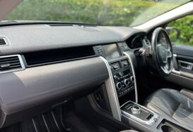Land Rover Discovery Sport 2.2 SD4 HSE BLACK PACK AUTOMATIC 28