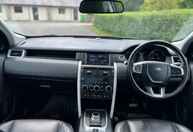 Land Rover Discovery Sport 2.2 SD4 HSE BLACK PACK AUTOMATIC 34