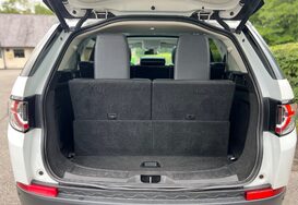 Land Rover Discovery Sport 2.2 SD4 HSE BLACK PACK AUTOMATIC 40