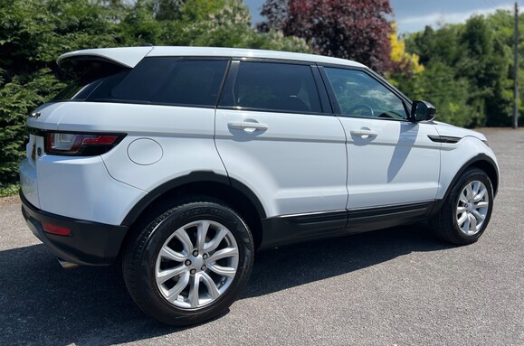 Land Rover Range Rover Evoque TD4 SE TECH AUTO 7