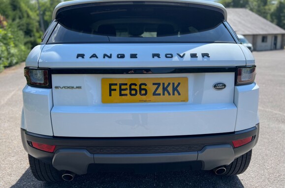 Land Rover Range Rover Evoque TD4 SE TECH AUTO 9
