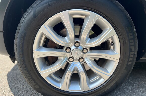 Land Rover Range Rover Evoque TD4 SE TECH AUTO 15
