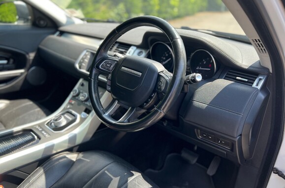 Land Rover Range Rover Evoque TD4 SE TECH AUTO 20
