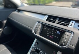 Land Rover Range Rover Evoque TD4 SE TECH AUTO 21