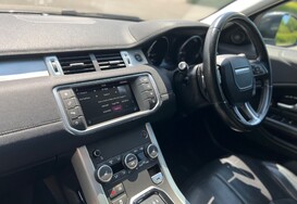 Land Rover Range Rover Evoque TD4 SE TECH AUTO 31