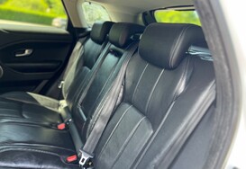 Land Rover Range Rover Evoque TD4 SE TECH AUTO 35