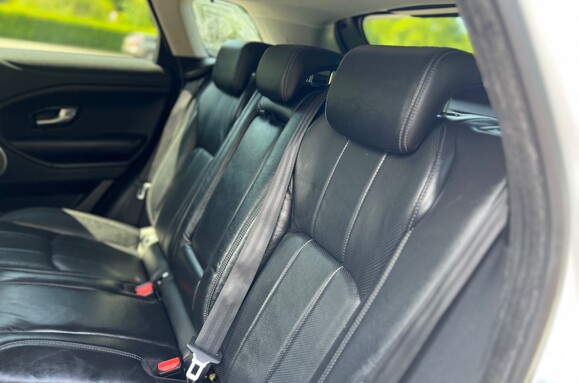 Land Rover Range Rover Evoque TD4 SE TECH AUTO 35