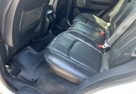Land Rover Range Rover Evoque TD4 SE TECH AUTO 36