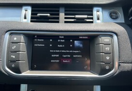 Land Rover Range Rover Evoque TD4 SE TECH AUTO 39