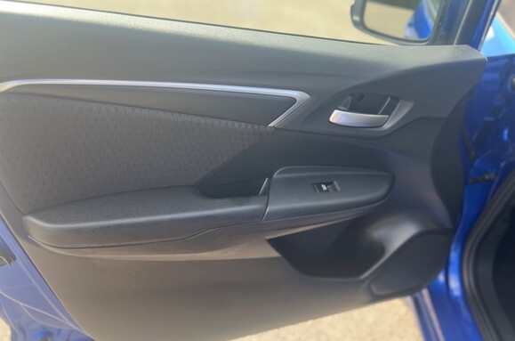 Honda Jazz 1.4 I-VTEC EX AUTOMATIC 27