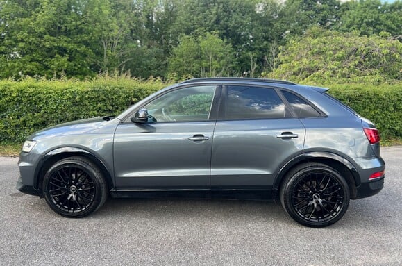 Audi Q3 2.0 TDI QUATTRO BLACK EDITION AUTO 11