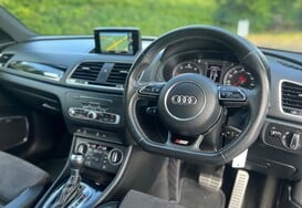 Audi Q3 2.0 TDI QUATTRO BLACK EDITION AUTO 17