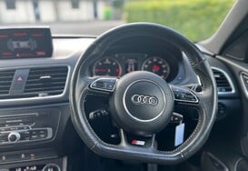 Audi Q3 2.0 TDI QUATTRO BLACK EDITION AUTO 31