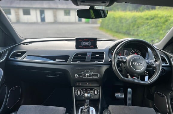 Audi Q3 2.0 TDI QUATTRO BLACK EDITION AUTO 32
