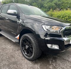 Ford Ranger 3.2 LIMITED 4X4 TDCI DOUBLE CAB PICKUP 4