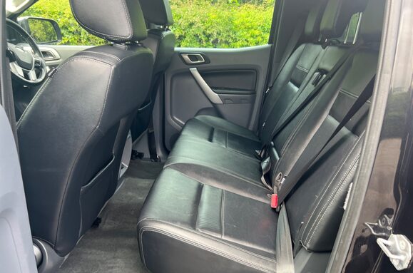 Ford Ranger 3.2 LIMITED 4X4 TDCI DOUBLE CAB PICKUP 29