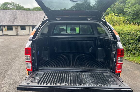Ford Ranger 3.2 LIMITED 4X4 TDCI DOUBLE CAB PICKUP 32