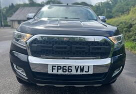 Ford Ranger 3.2 LIMITED 4X4 TDCI DOUBLE CAB PICKUP 4