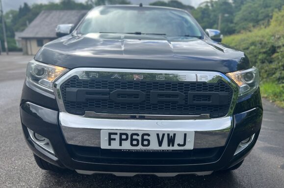 Ford Ranger 3.2 LIMITED 4X4 TDCI DOUBLE CAB PICKUP 4
