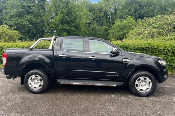 Ford Ranger 3.2 LIMITED 4X4 TDCI DOUBLE CAB PICKUP 6