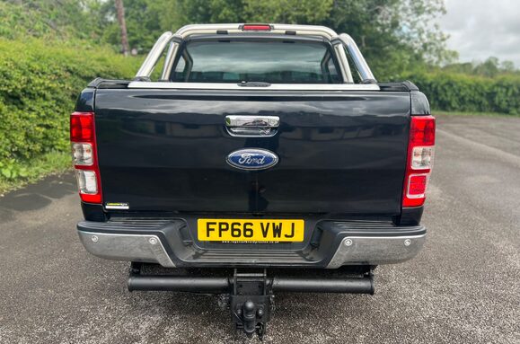Ford Ranger 3.2 LIMITED 4X4 TDCI DOUBLE CAB PICKUP 8
