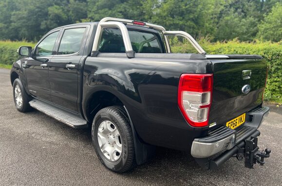 Ford Ranger 3.2 LIMITED 4X4 TDCI DOUBLE CAB PICKUP 12