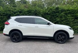 Nissan X-Trail 1.7 DCI N-TEC 7 SEATS 6