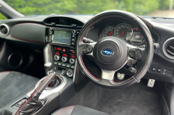 Subaru BRZ 2.0 SE LUX 17