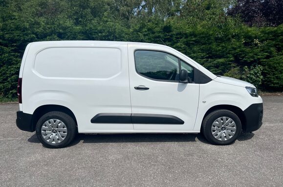 Citroen Berlingo 650 X M 1.5 BLUEHDI 5