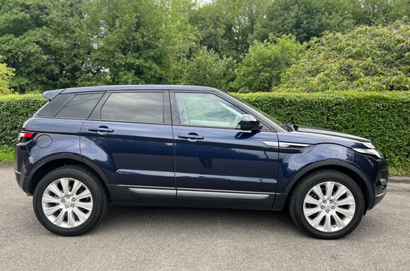 Land Rover Range Rover Evoque 2.2 SD4 PURE TECH AUTO PAN ROOF 6