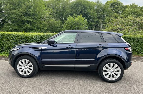 Land Rover Range Rover Evoque 2.2 SD4 PURE TECH AUTO PAN ROOF 11