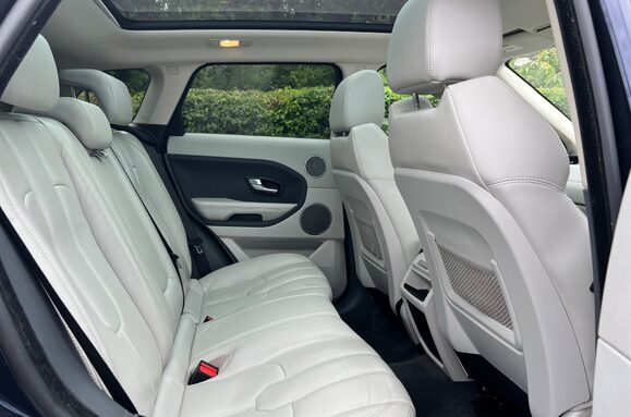 Land Rover Range Rover Evoque 2.2 SD4 PURE TECH AUTO PAN ROOF 21