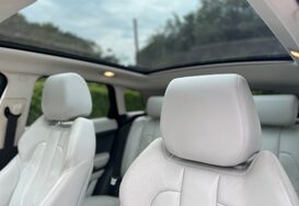 Land Rover Range Rover Evoque 2.2 SD4 PURE TECH AUTO PAN ROOF 23