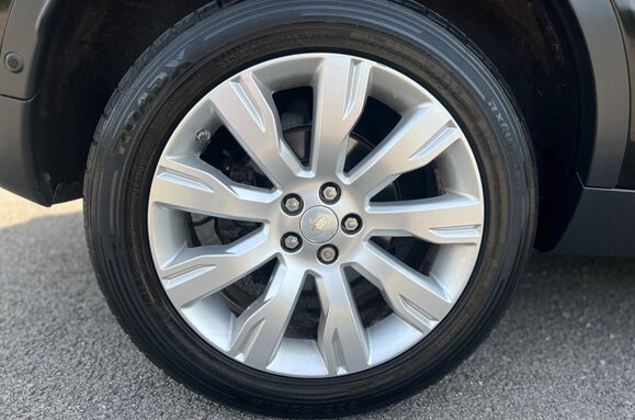 Land Rover Discovery Sport 2.2 SD4 HSE LUXURY AUTOMATIC PAN ROOF 9