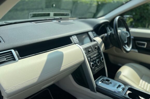 Land Rover Discovery Sport 2.2 SD4 HSE LUXURY AUTOMATIC PAN ROOF 26