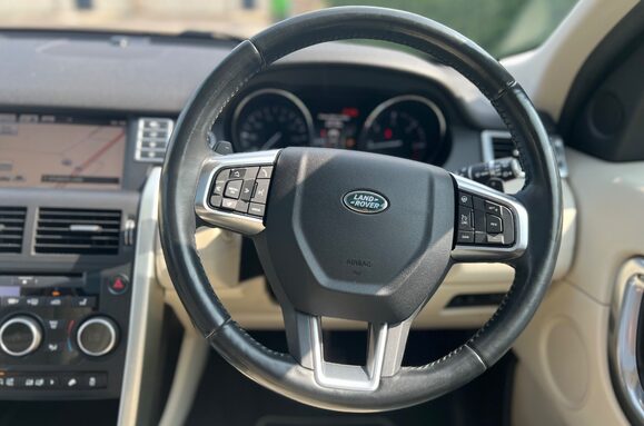 Land Rover Discovery Sport 2.2 SD4 HSE LUXURY AUTOMATIC PAN ROOF 32