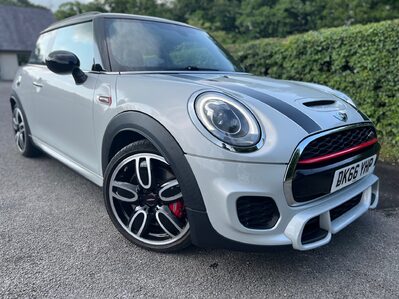 Mini Hatch JOHN COOPER WORKS £10000 OF EXTRAS