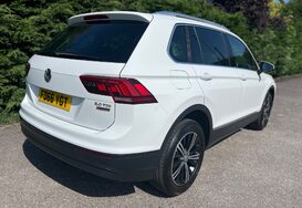 Volkswagen Tiguan SE NAV 2.0 TDI BMT 4MOTION 7
