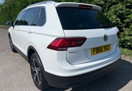 Volkswagen Tiguan SE NAV 2.0 TDI BMT 4MOTION 12